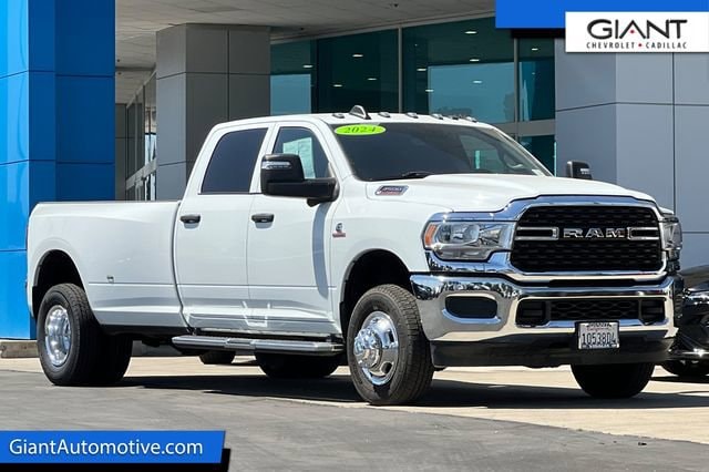 2024 RAM 3500 Tradesman 4X4 Crew Cab LWB's photo