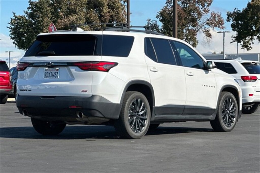 Used 2023 Chevrolet Traverse RS SUV