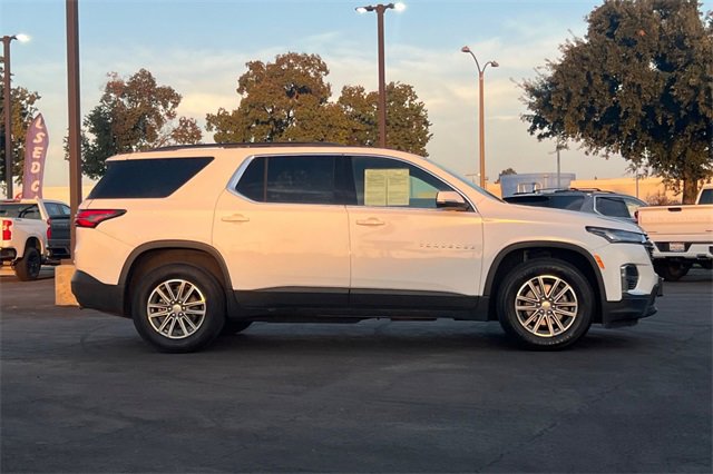 2023 Chevrolet Traverse Cloth photo 3