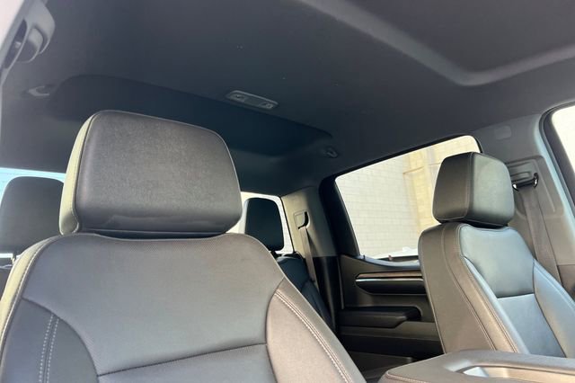 2024 GMC Sierra 1500 SLT - Photo 20