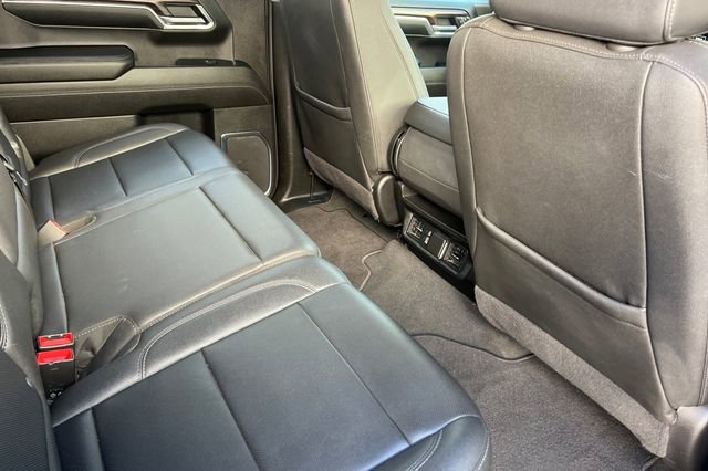 2024 GMC Sierra 1500 SLT - Photo 18