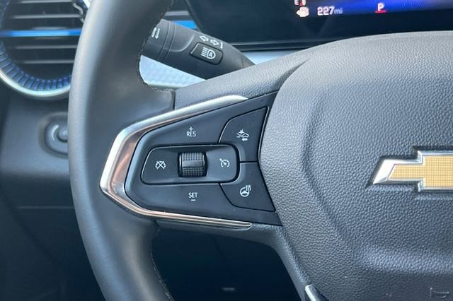 2025 Chevrolet Trax LT - Photo 30