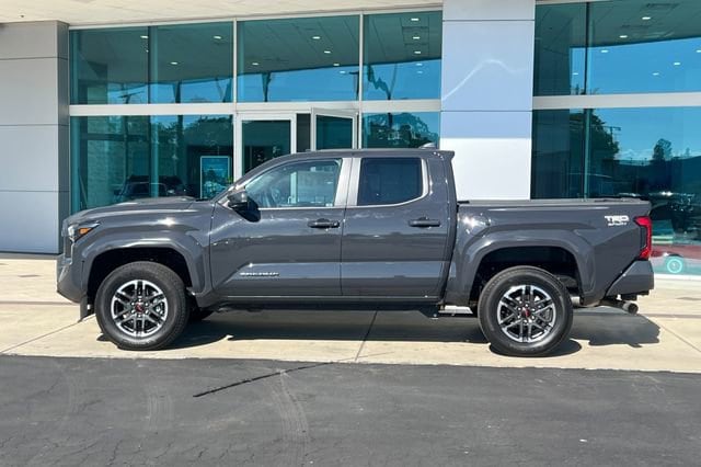 2025 Toyota Tacoma TRD Sport - Photo 7