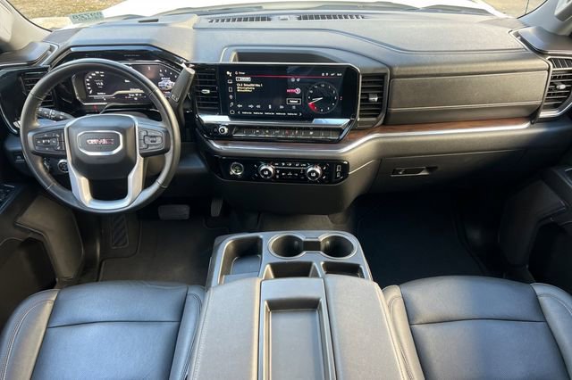 2024 GMC Sierra 1500 SLT - Photo 16