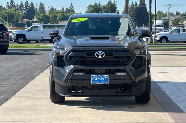 2025 Toyota Tacoma TRD Sport - Photo 9