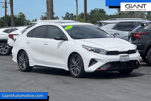 2024 Kia Forte GT-Line AT's photo