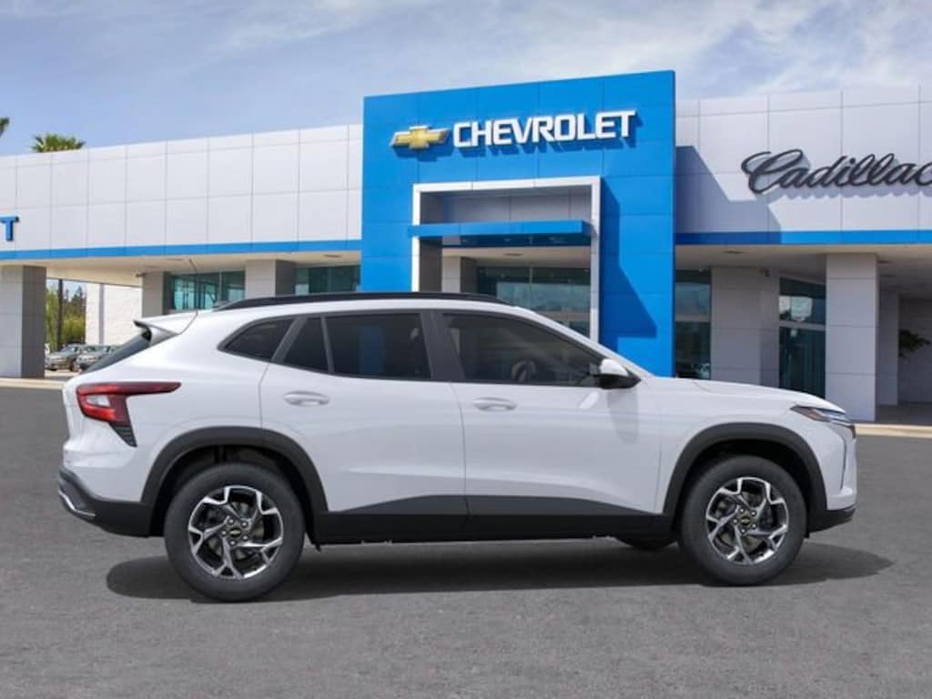 New 2026 Chevrolet Trax LT SUV
