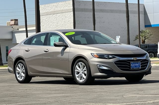 Used 2025 Chevrolet Malibu 1LT with VIN 1G1ZD5ST3SF135613 for sale in Visalia, CA