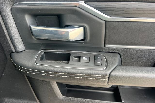 2024 RAM Ram 3500 Pickup Laramie - Photo 21