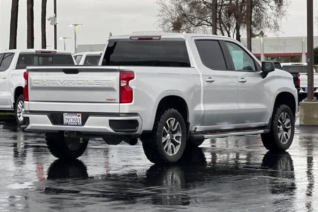 Used 2021 Chevrolet Silverado 1500 RST Truck