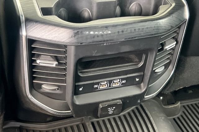2024 RAM Ram 3500 Pickup Laramie - Photo 15