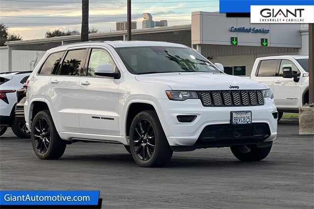 2020 Jeep Grand Cherokee Altitude's photo