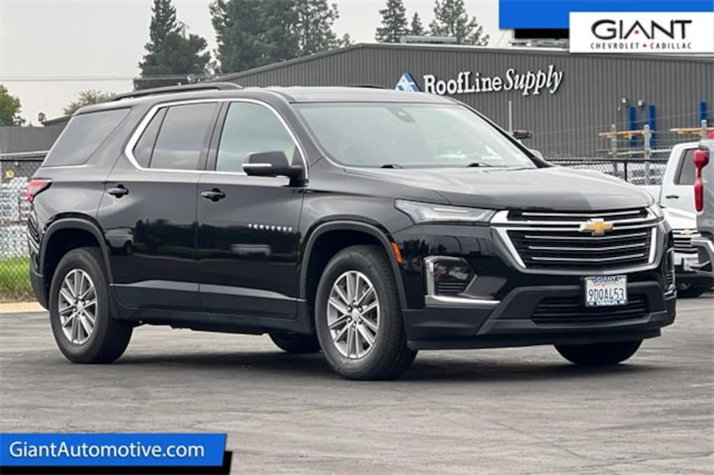 Used 2023 Chevrolet Traverse LT Cloth SUV