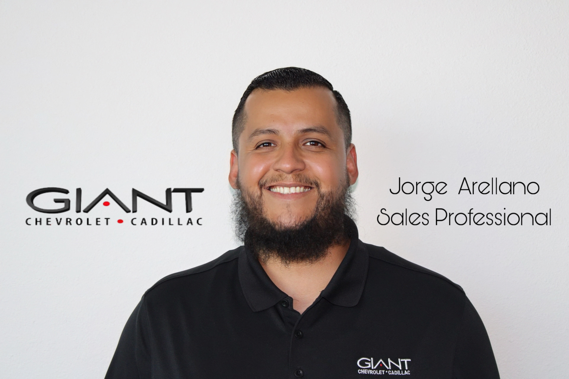 Staff member Jorge Arellano from ID_ca958b