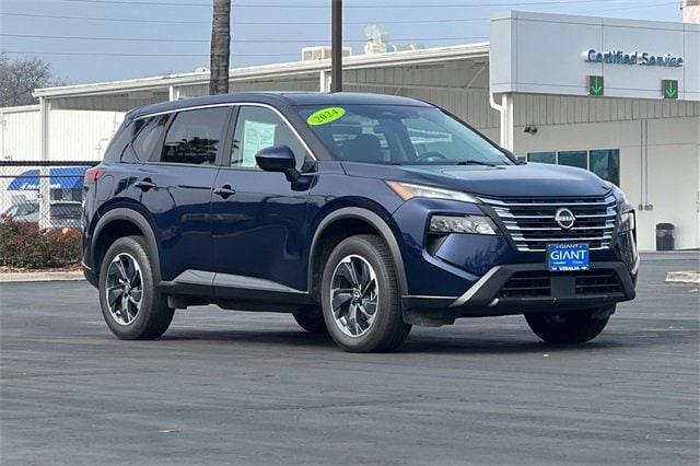 Used 2024 Nissan Rogue SV with VIN 5N1BT3BA9RC700713 for sale in Visalia, CA