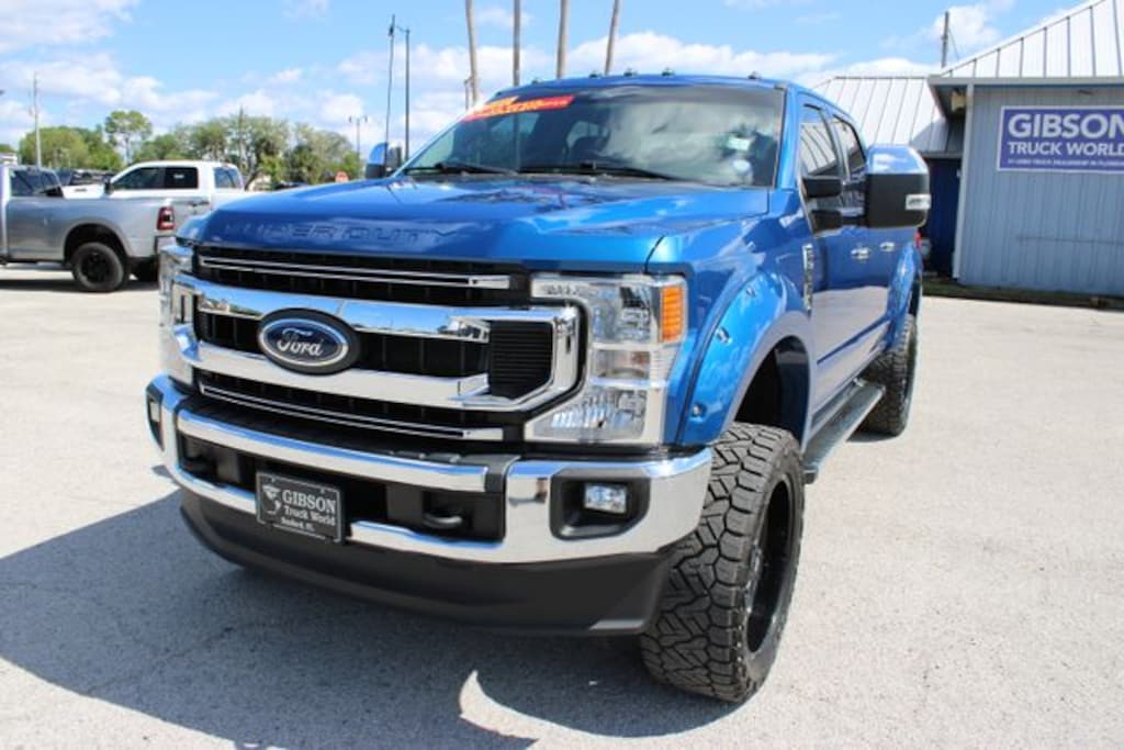 Used 2022 Ford F-250SD XLT Premium Crew Cab 6inch Lifted 4x4 Truck
