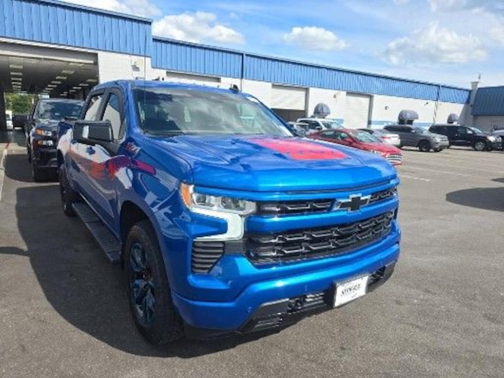Used 2024 Chevrolet Silverado 1500 RST Premium Z71 Crew Cab 4x4 Truck