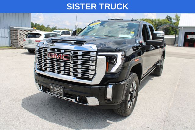 2025 Gmc Sierra 2500 HD Denali photo 3