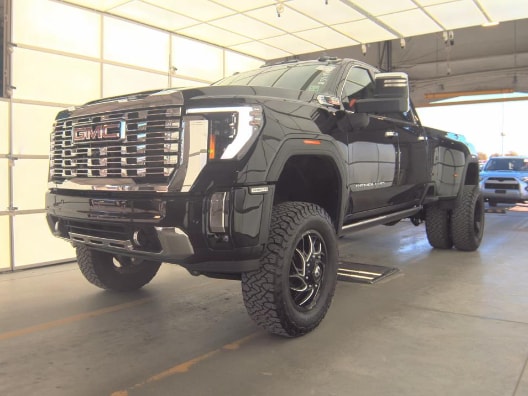 2025 GMC Sierra 3500HD Denali's photo