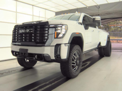 Used 2024 GMC Sierra 3500HD Denali Ultimate Crew Cab 6inch Lifted Dually 4x4 Truck for Sale in Sanford, FL, at Gibson Truck World