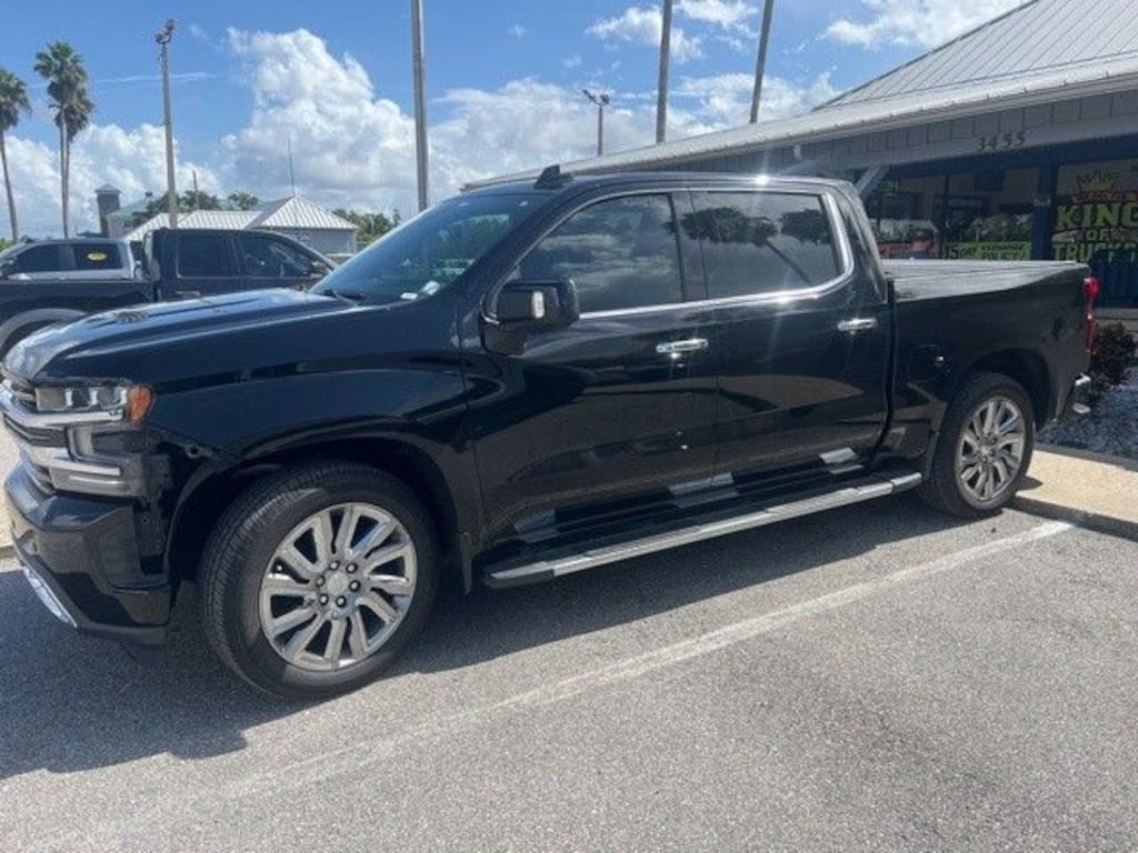 Used 2019 Chevrolet Silverado 1500 High Country Premium Crew Cab 4x4 Truck