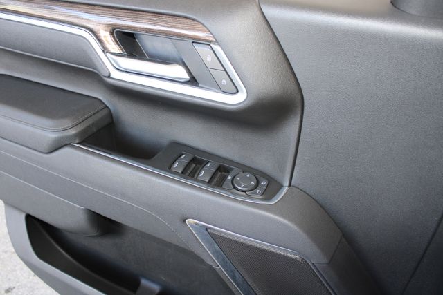 2025 Chevrolet Silverado 1500 LT - Photo 23