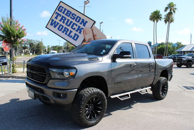 2021 RAM 1500 Big Horn/Lone Star 4x4 Crew Cab 5'7's photo