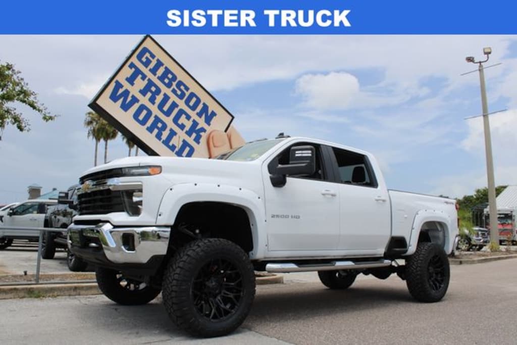 Used 2023 Chevrolet Silverado 2500HD LT Crew Cab 8inch Lifted 4x4 Truck