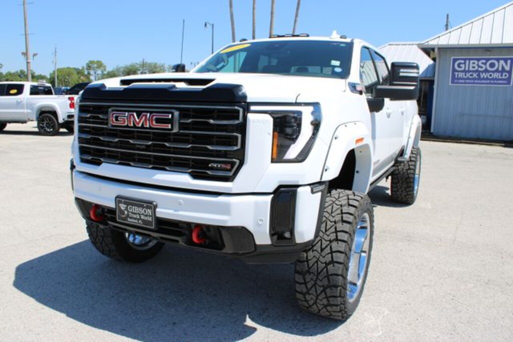 Used 2025 GMC Sierra 2500HD AT4 Crew Cab 8inch Lifted 4x4 Truck