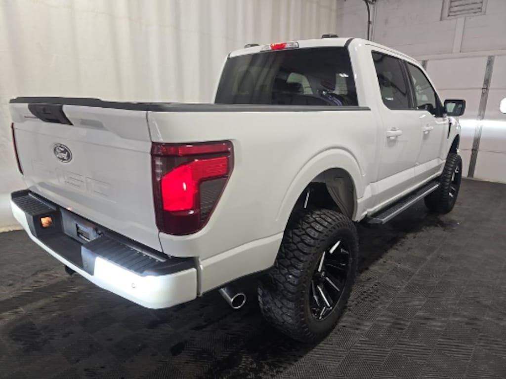 Used 2025 Ford F-150 XLT Crew Cab 6inch Lifted 4x4 Truck