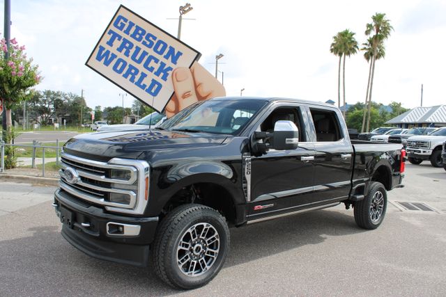 2025 Ford F-250 Platinum 4x4 Crew Cab 160 in's photo