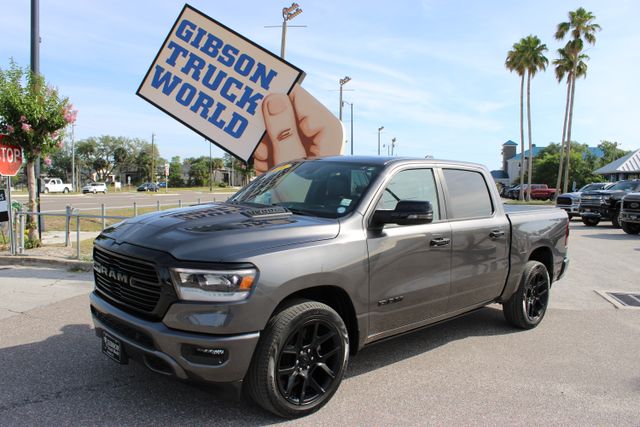 2024 RAM 1500 Laramie 4x4 Crew Cab 5'7's photo
