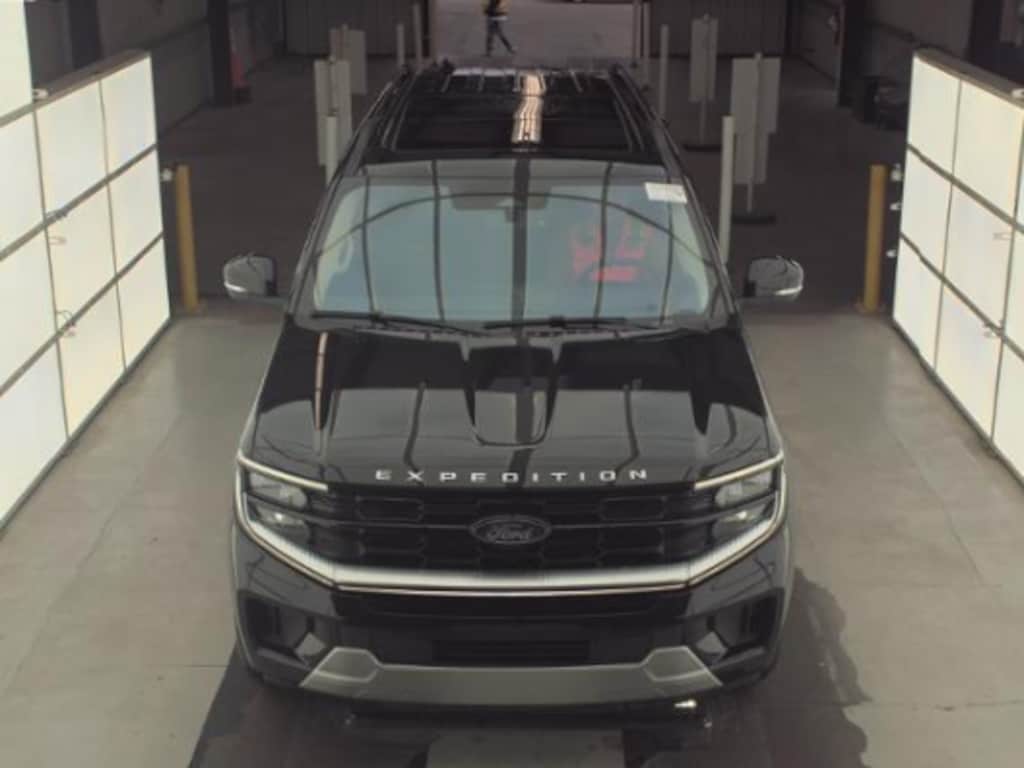 Used 2025 Ford Expedition Max Platinum SUV