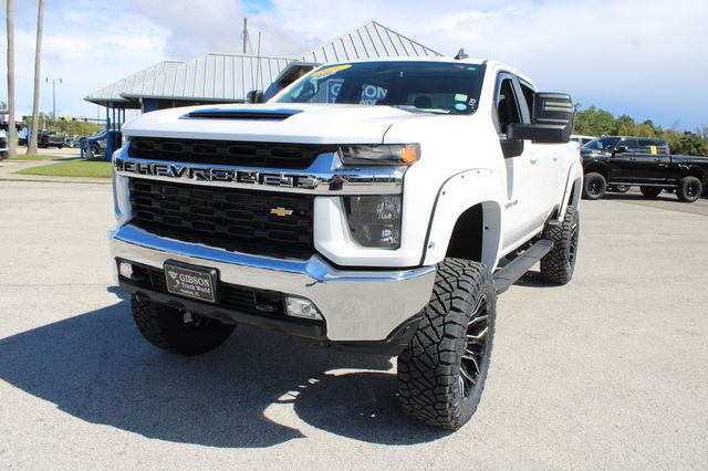 2022 Chevrolet Silverado 2500HD LT photo 3