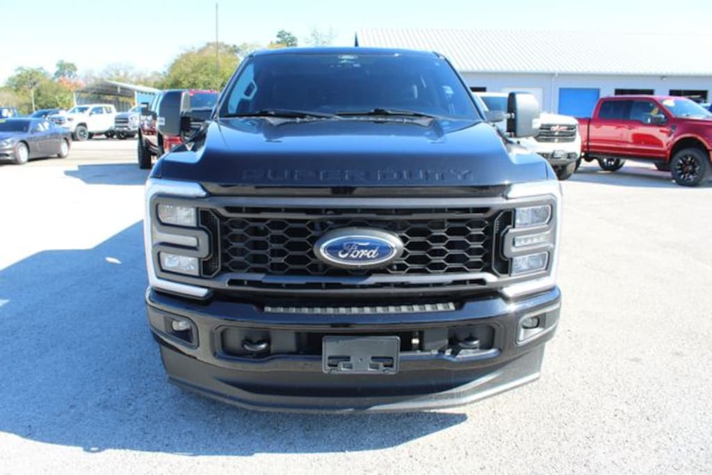 Used 2024 Ford F-250 STX Crew Cab FX4 Truck