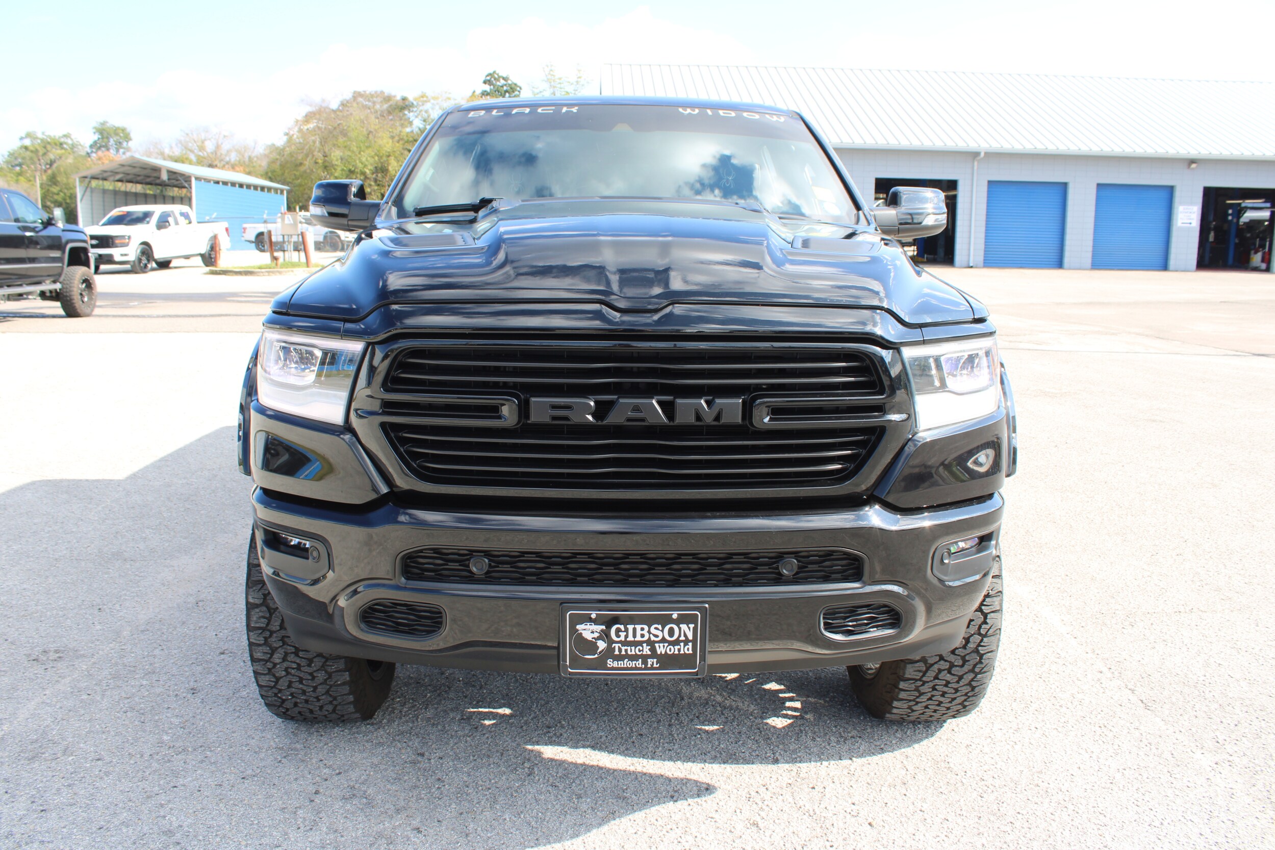 2023 Ram 1500 Laramie photo 2