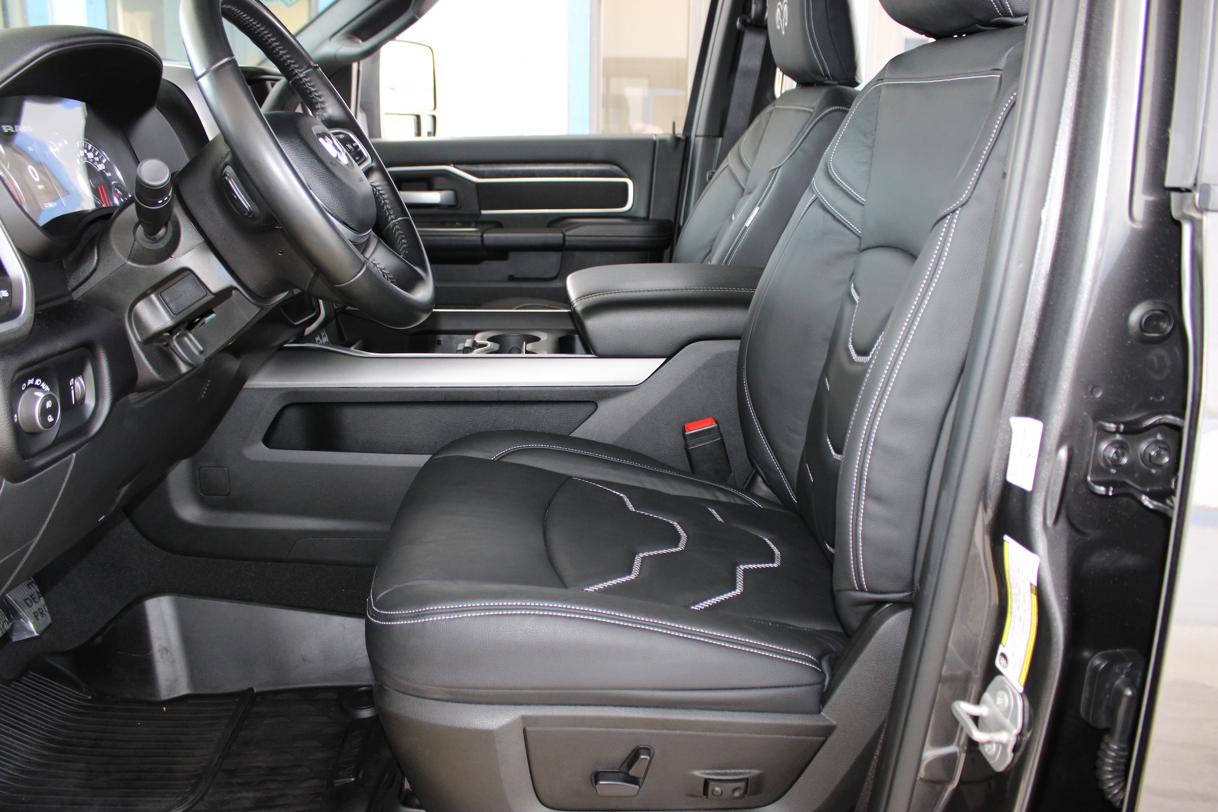 2024 RAM Ram 3500 Pickup Big Horn - Photo 20