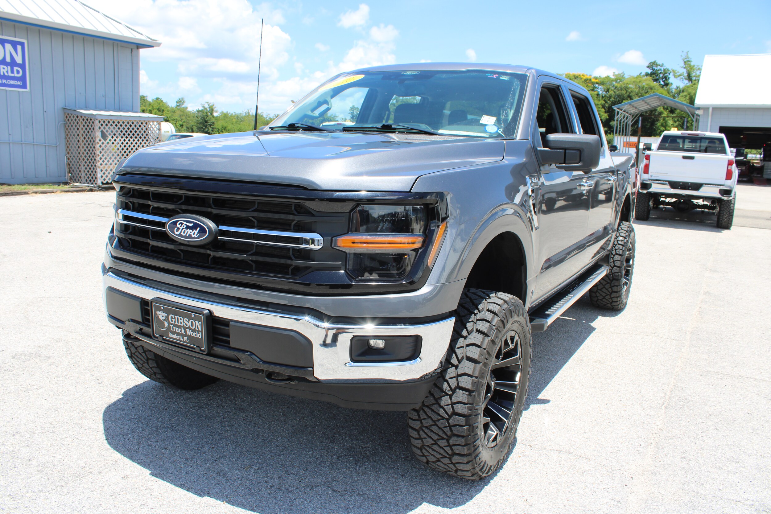 2024 Ford F-150 XLT photo 3