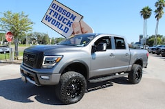2021 Nissan Titan PRO-4X Crew Cab 6inch Lifted 4x4 Truck