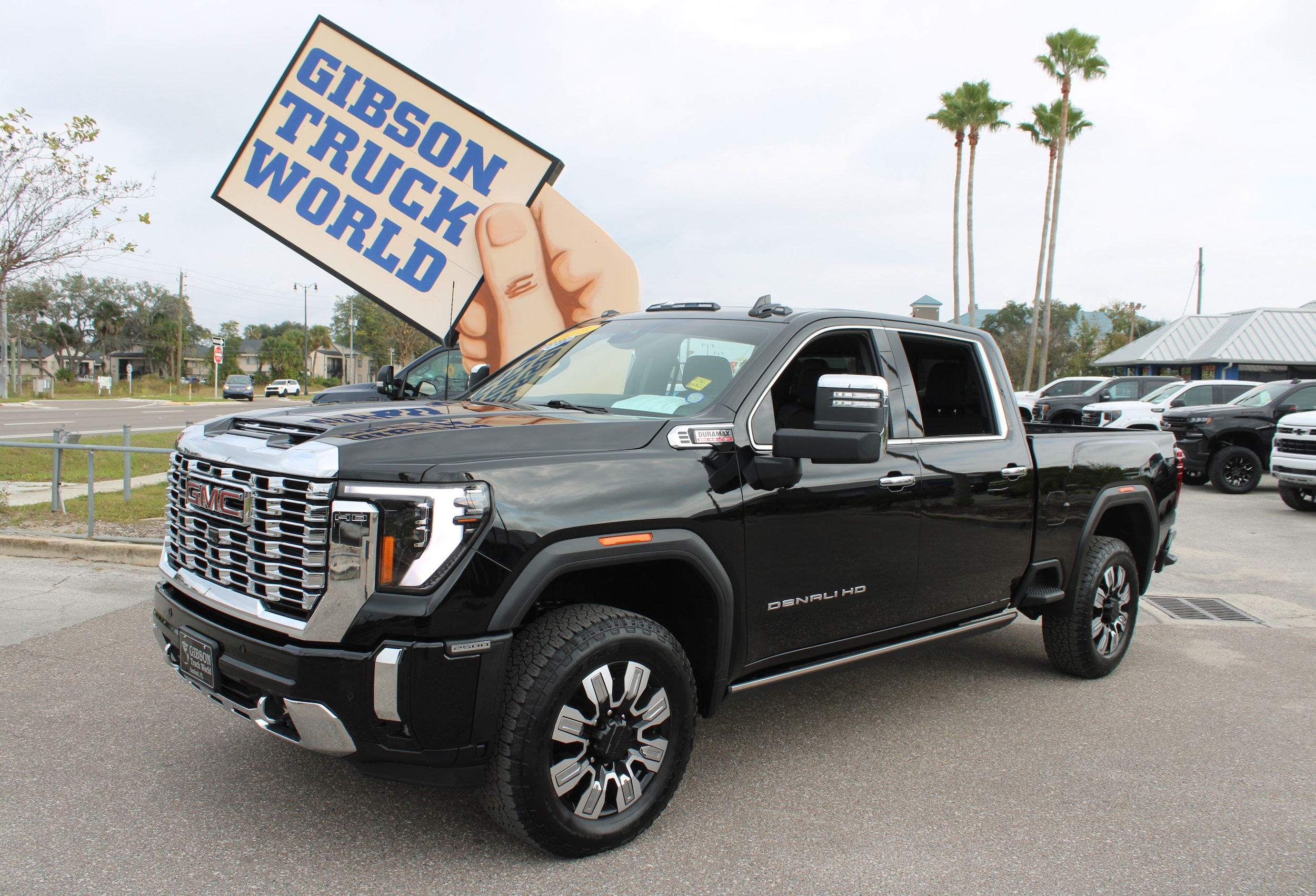 2025 GMC Sierra 2500HD Denali's photo