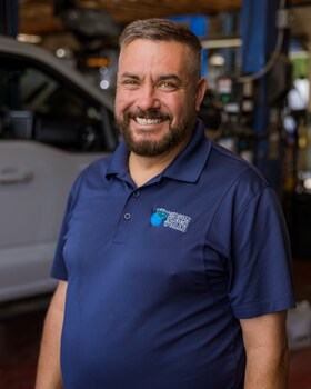 Staff member Vincent Hoskins from 047f3d1e1a33