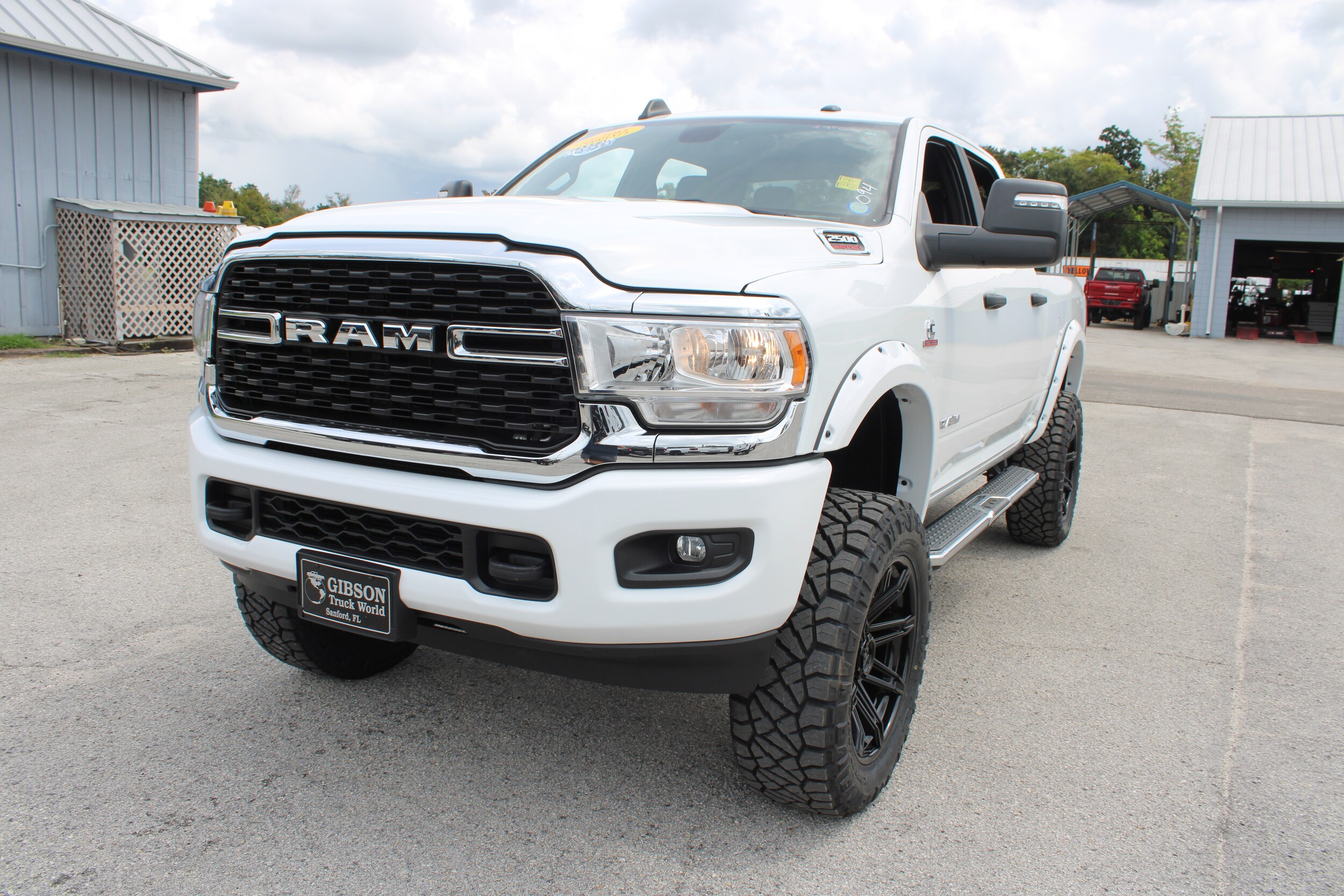 2024 Ram 2500 Big Horn photo 3