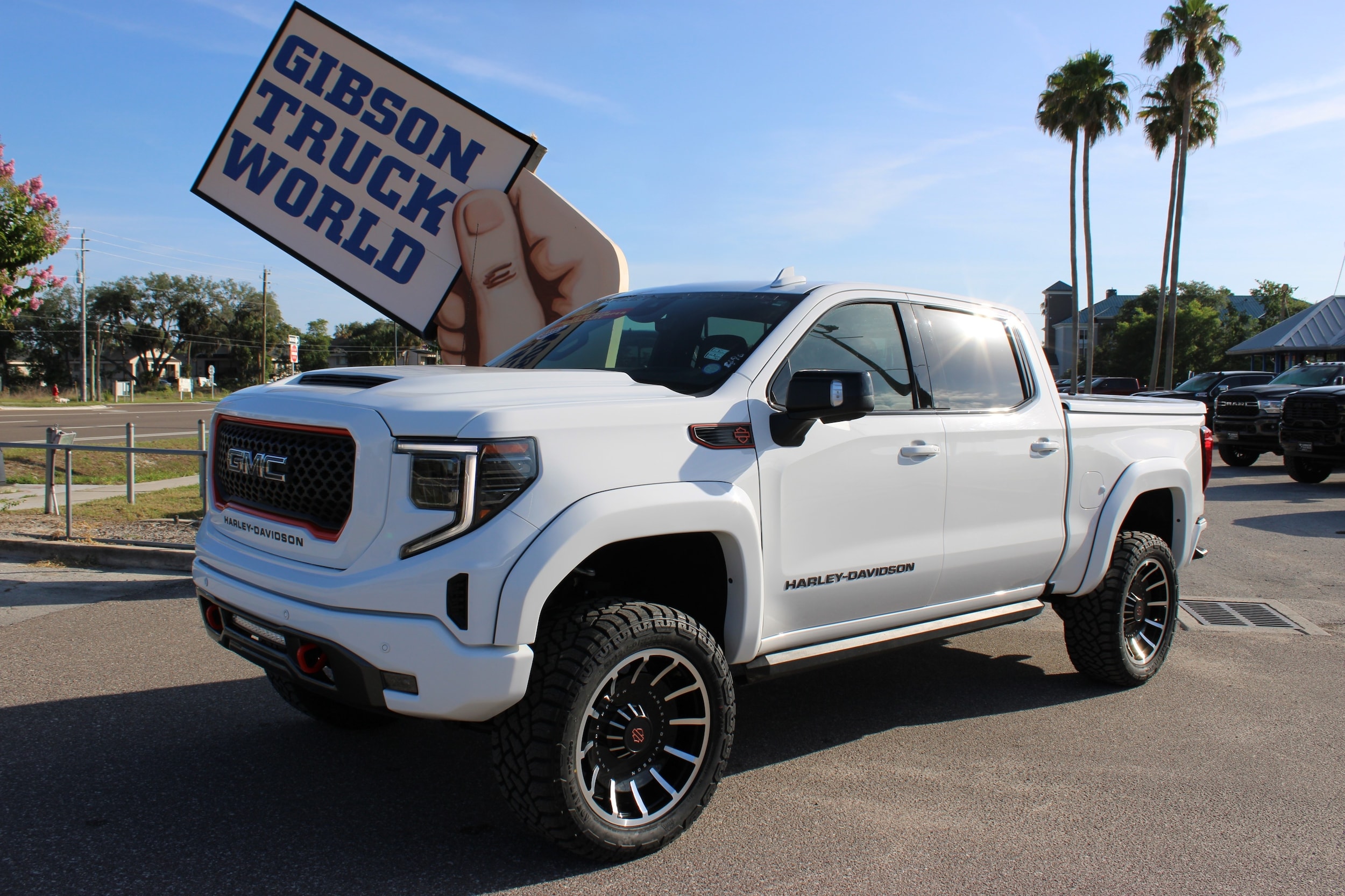 2022 GMC Sierra 4WD Crew Cab Short Box AT4's photo