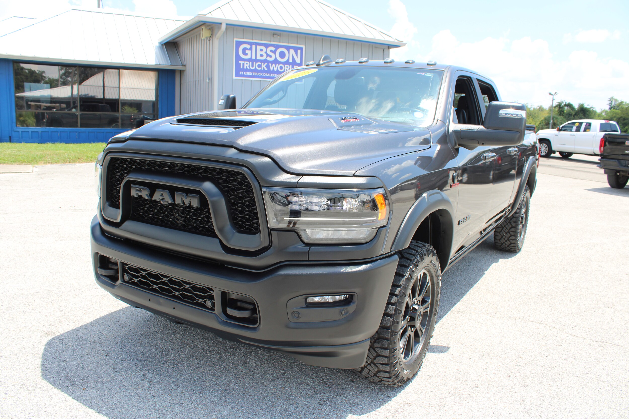2024 Ram 2500 photo 3