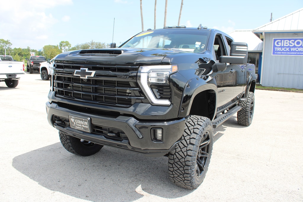 Used 2024 Chevrolet Silverado 2500HD LT Z71 Midnight Edition 8inch Lifted 4x4 Truck