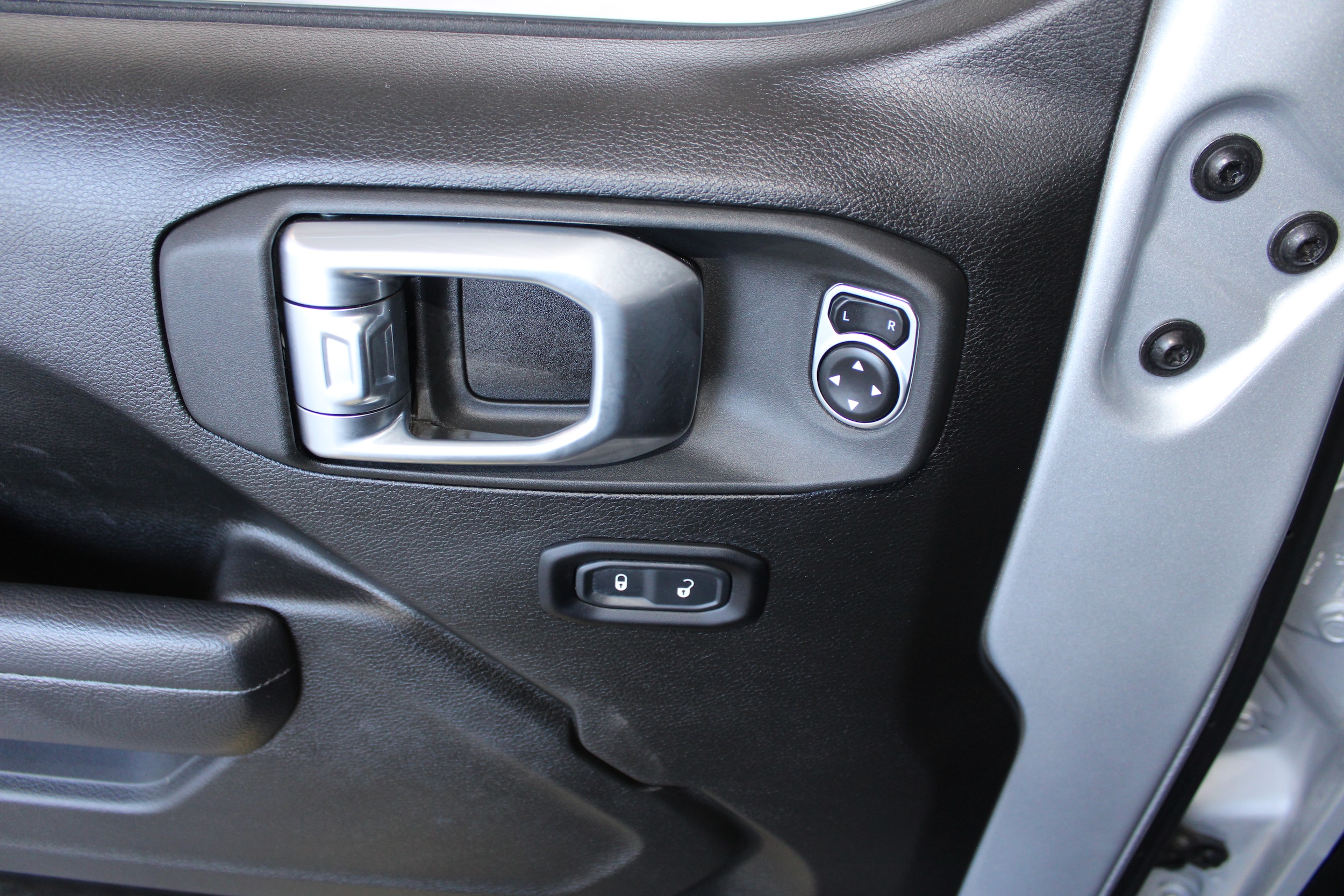 2024 Jeep Wrangler 4-Door Sport S - Photo 17