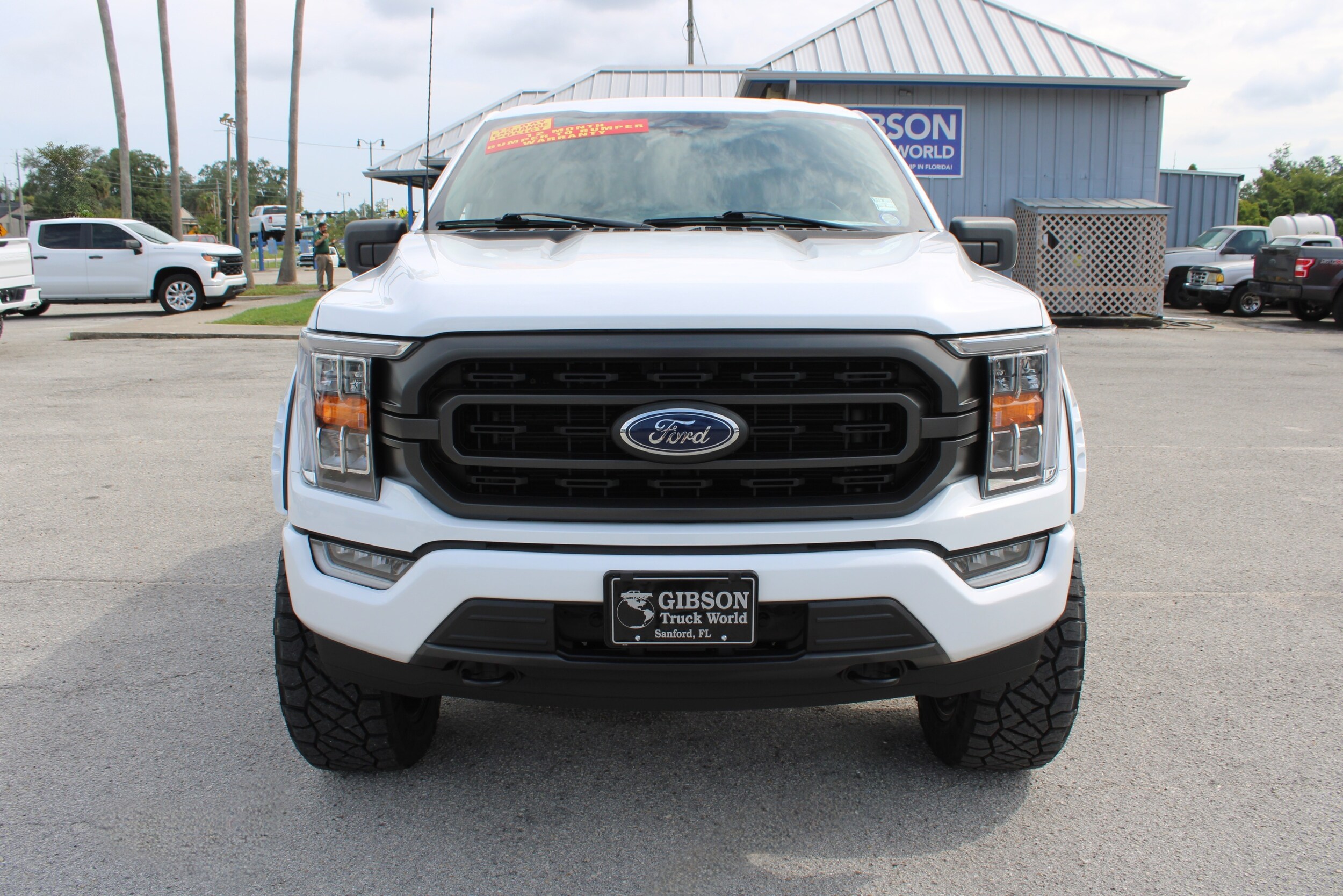 2024 Ford F-150 XLT photo 2