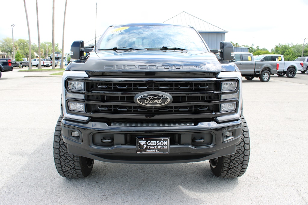 Used 2024 Ford F-250 Lariat Crew Cab 6inch Lifted 4x4 Truck