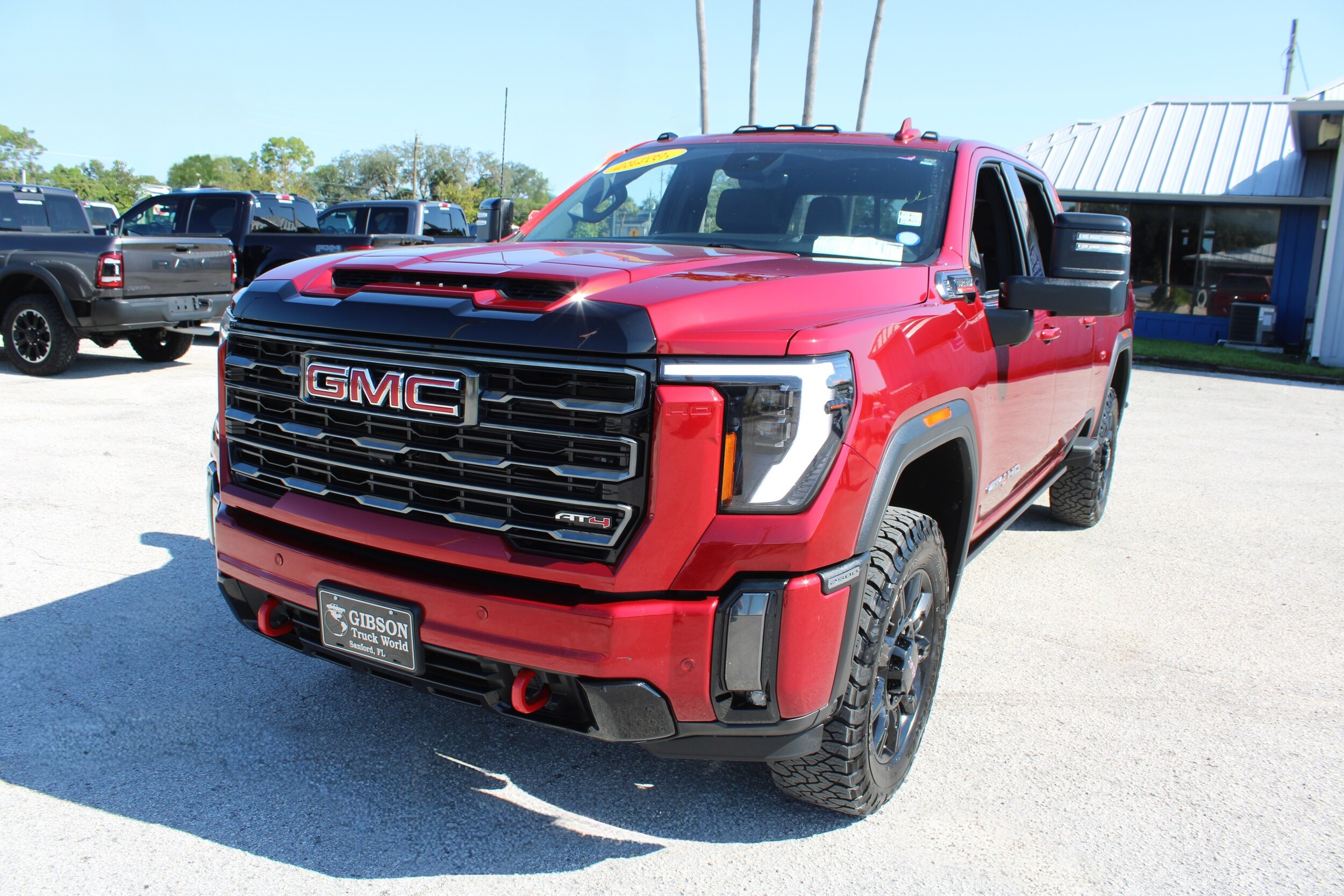 2024 Gmc Sierra HD AT4 photo 3