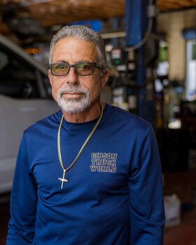 Staff member Kenny Goldman from a557ed2727c6